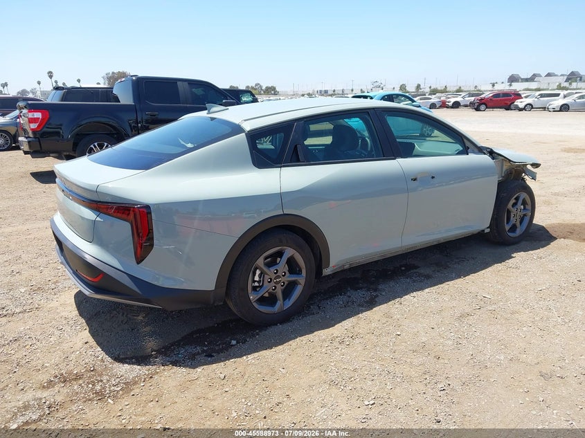 Vin: 3kpft4de8se101246, lot: 46087350, kia k4 lxs 20254