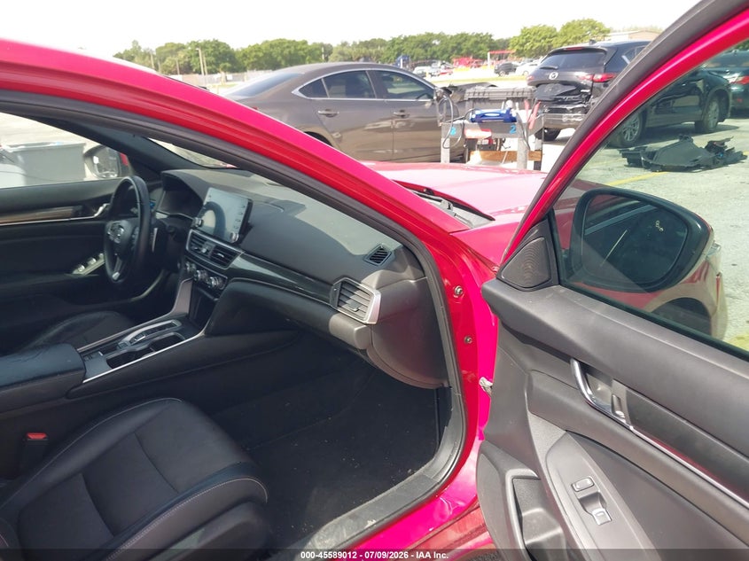 2018 HONDA ACCORD auction photo 5