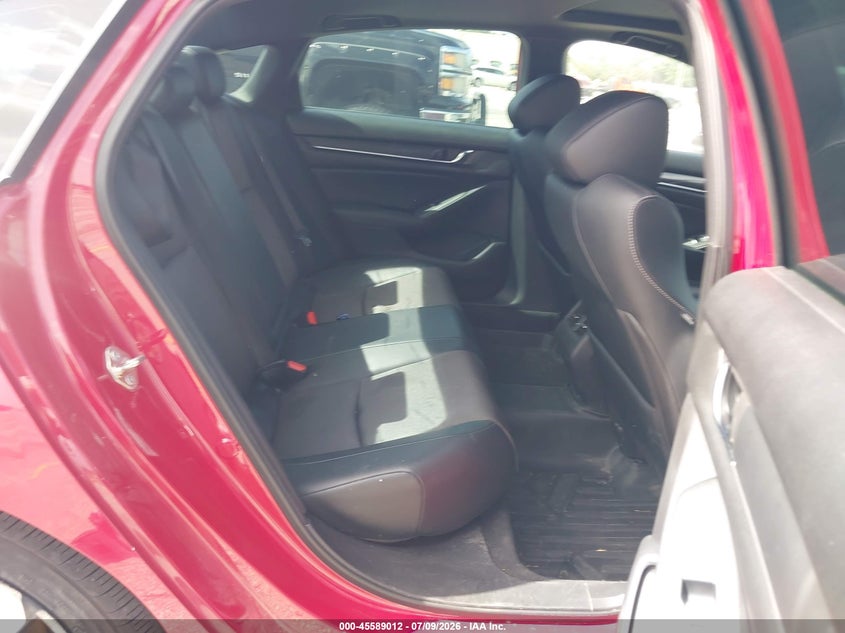 2018 HONDA ACCORD auction photo 8