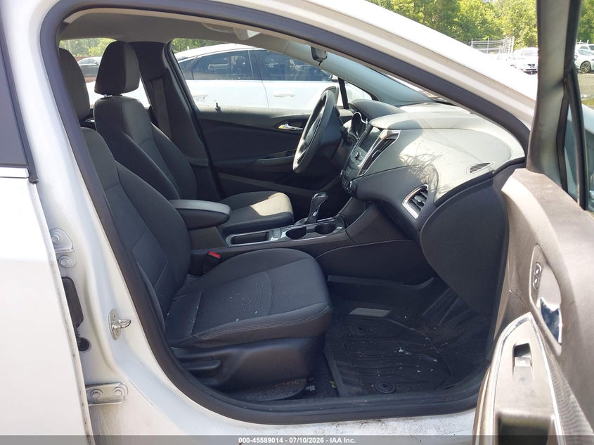 2019 CHEVROLET CRUZE auction photo 5