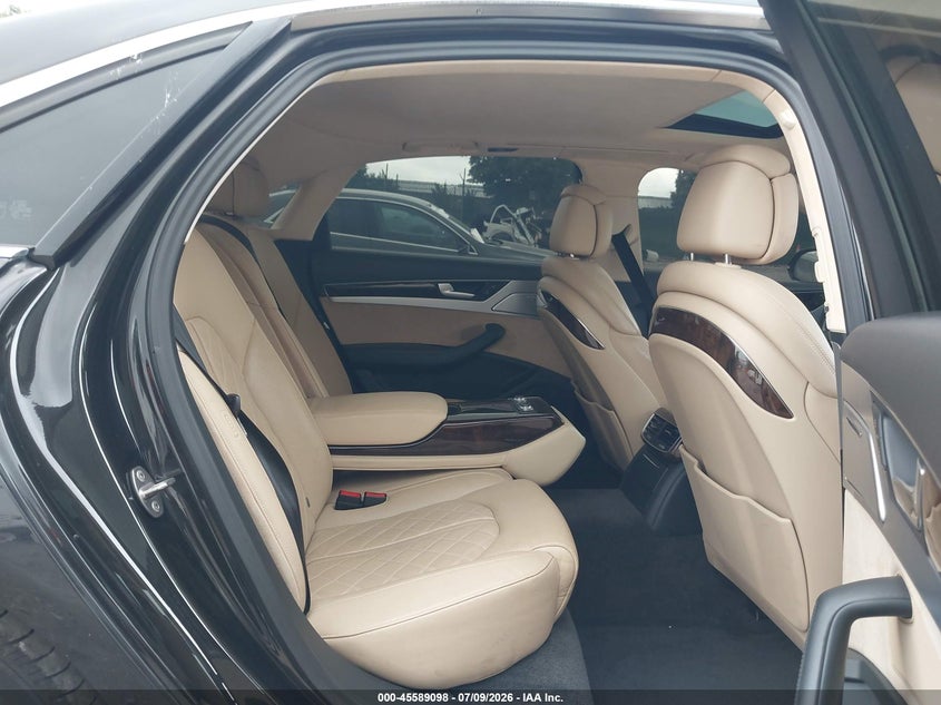 2014 AUDI A8 L auction photo 8