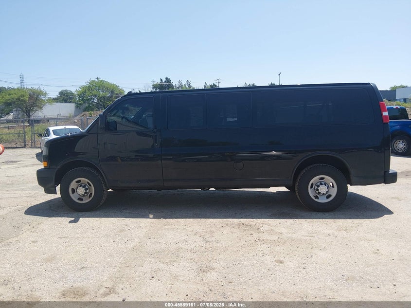 2019 CHEVROLET EXPRESS 3500 LS — Фото 14