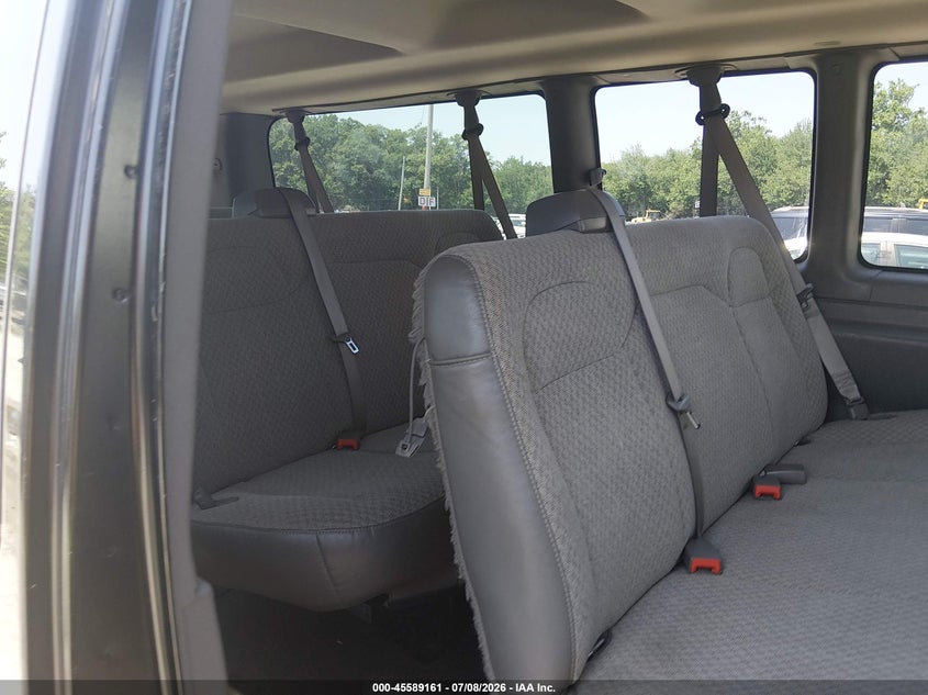 2019 CHEVROLET EXPRESS 3500 LS — Фото 8