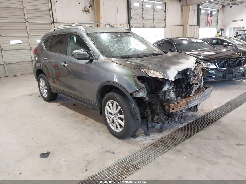 2020 NISSAN ROGUE auction photo 1