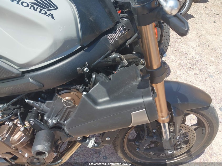 2024 Honda Cb650 R VIN: MLHRH1652R5000832 Lot: 45589286
