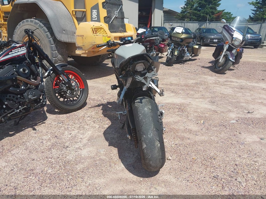 2024 Honda Cb650 R VIN: MLHRH1652R5000832 Lot: 45589286