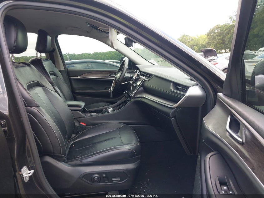 2022 JEEP GRAND CHEROKEE L auction photo 5
