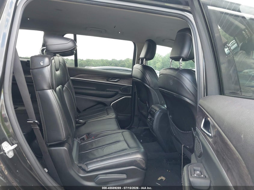 2022 JEEP GRAND CHEROKEE L auction photo 8