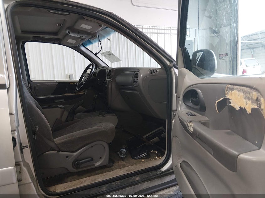2004 CHEVROLET TRAILBLAZER auction photo 5