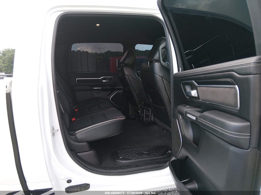 2024 RAM 1500 auction photo 8