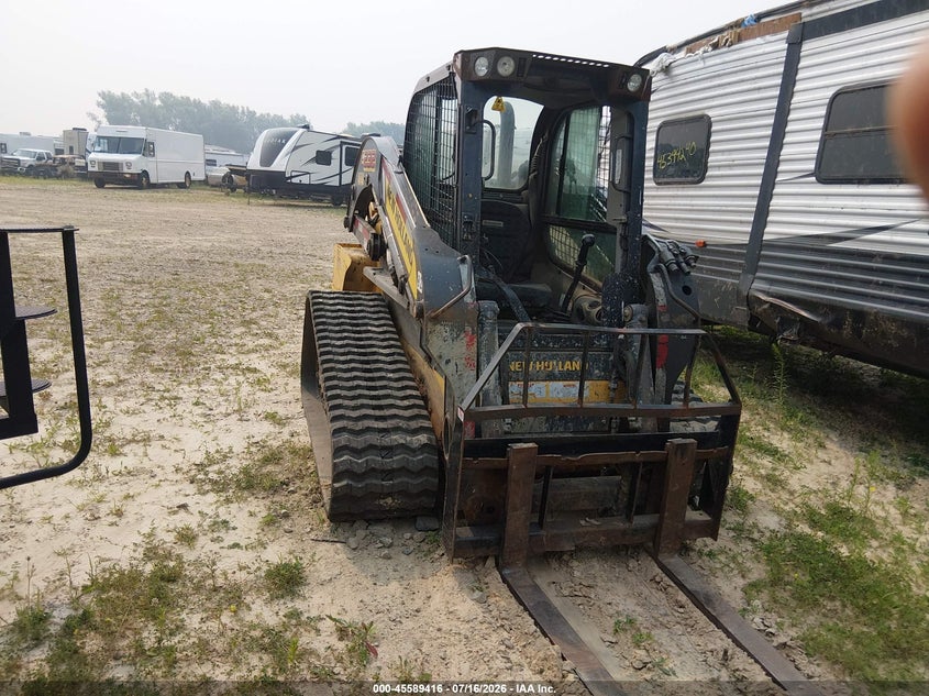 2019 NEW HOLLAND C232 LOADER auction photo 1