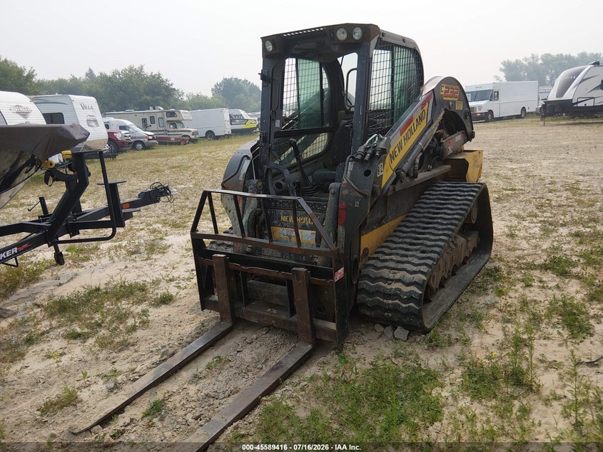 2019 NEW HOLLAND C232 LOADER auction photo 2