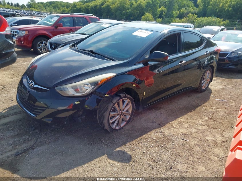 2016 Hyundai Elantra, Right Front, IAAI, VIN 5NPDH4AE7GH653286 — photo 2