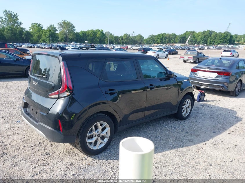 2025 KIA SOUL auction photo 4
