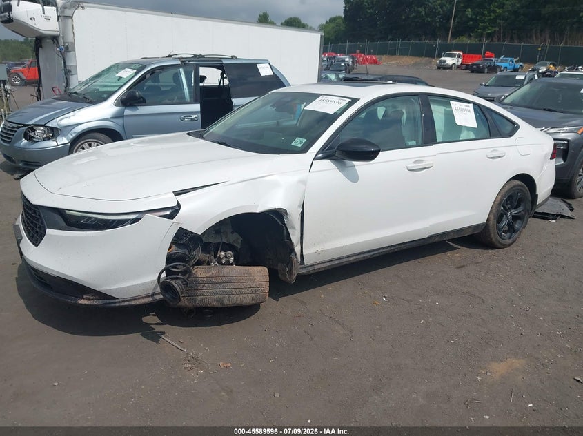 2025 Honda Accord Se, Front End, IAAI, VIN 1HGCY1F46SA071238 — photo 2