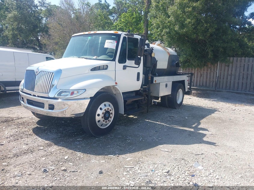 2007 INTERNATIONAL 4000 auction photo 2