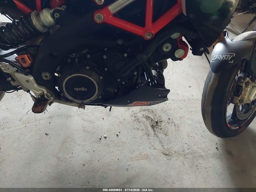 2020 APRILIA DORSODURO auction photo 8