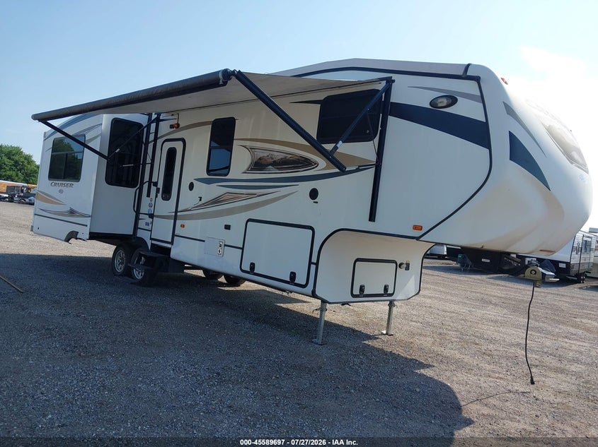 2013 CROSSROADS RV CRUISER PATROITM- auction photo 1