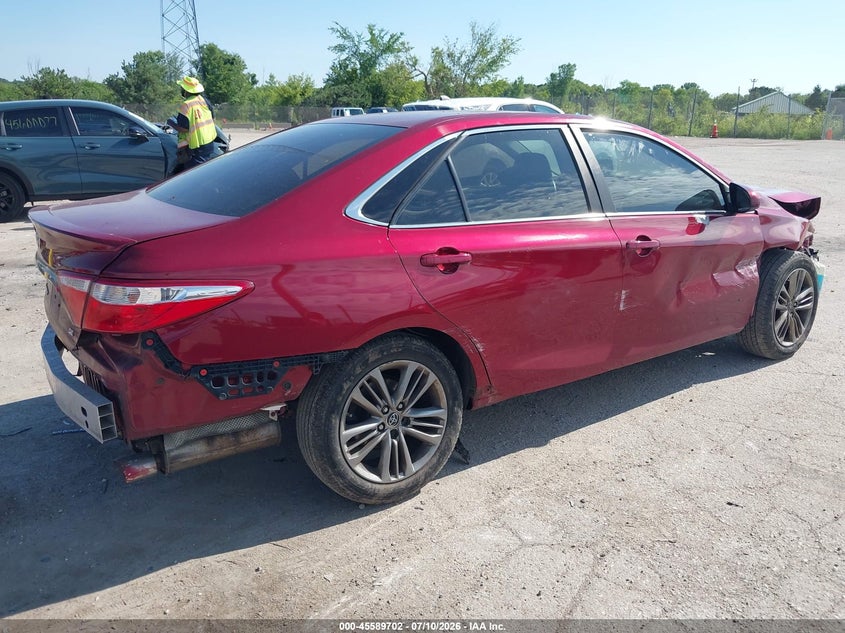 TOYOTA CAMRY - zdjęcie 4