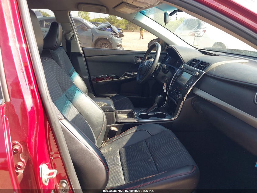 TOYOTA CAMRY - zdjęcie 5