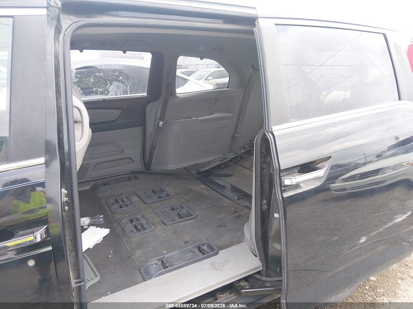 2012 HONDA ODYSSEY auction photo 8