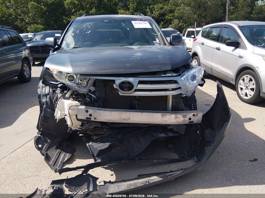 2013 TOYOTA HIGHLANDER auction photo 6