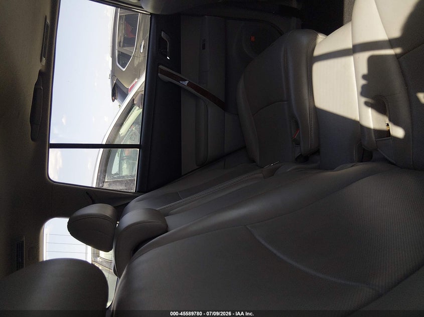 2013 TOYOTA HIGHLANDER auction photo 8