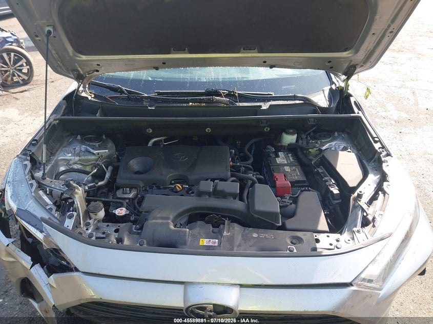 TOYOTA RAV4 - zdjęcie 10