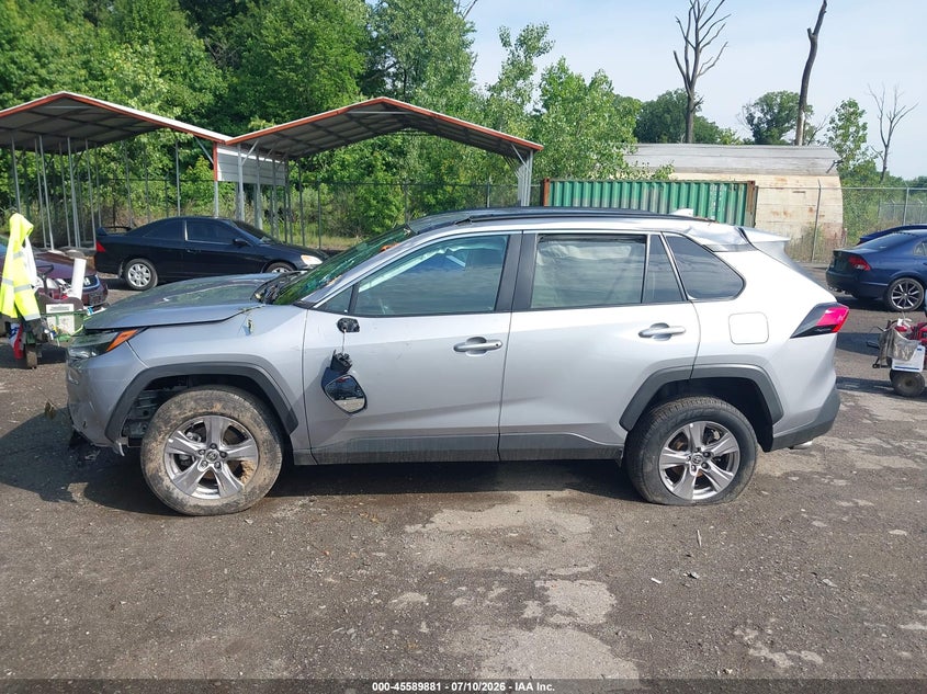 TOYOTA RAV4 - zdjęcie 13