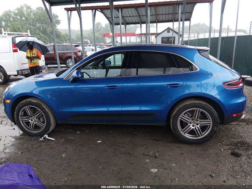 2017 Porsche Macan S VIN: WP1AB2A54HLB14290 Lot: 45590029