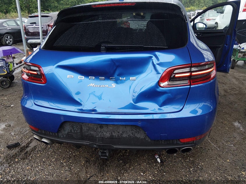 2017 Porsche Macan S VIN: WP1AB2A54HLB14290 Lot: 45590029