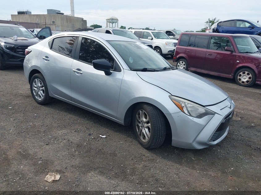 2017 TOYOTA YARIS IA auction photo 1