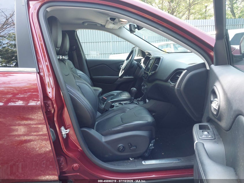 2019 JEEP CHEROKEE auction photo 5