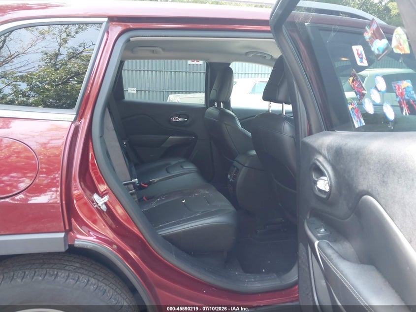2019 JEEP CHEROKEE auction photo 8