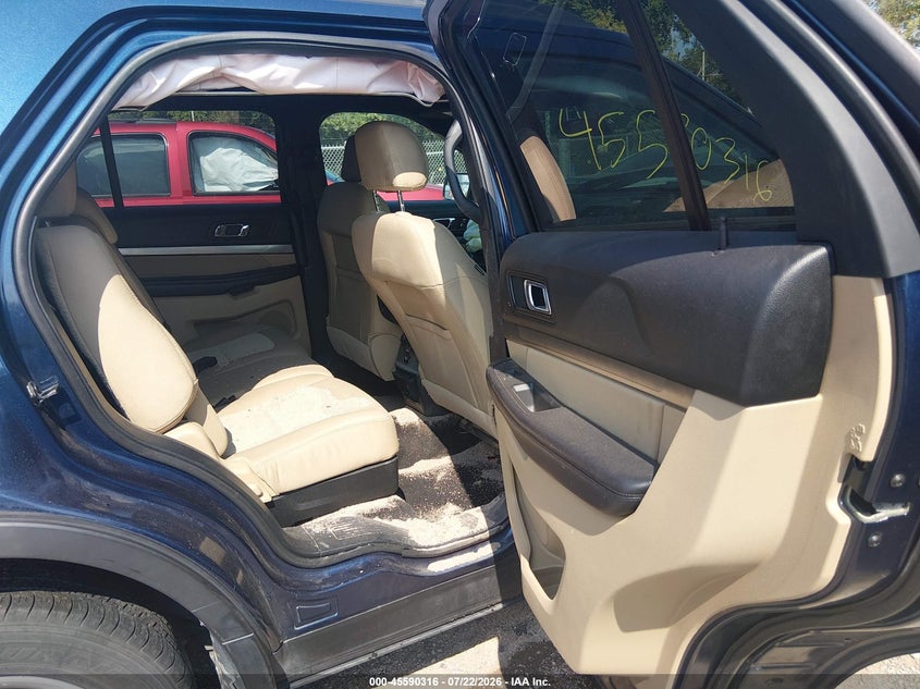 2017 FORD EXPLORER auction photo 8