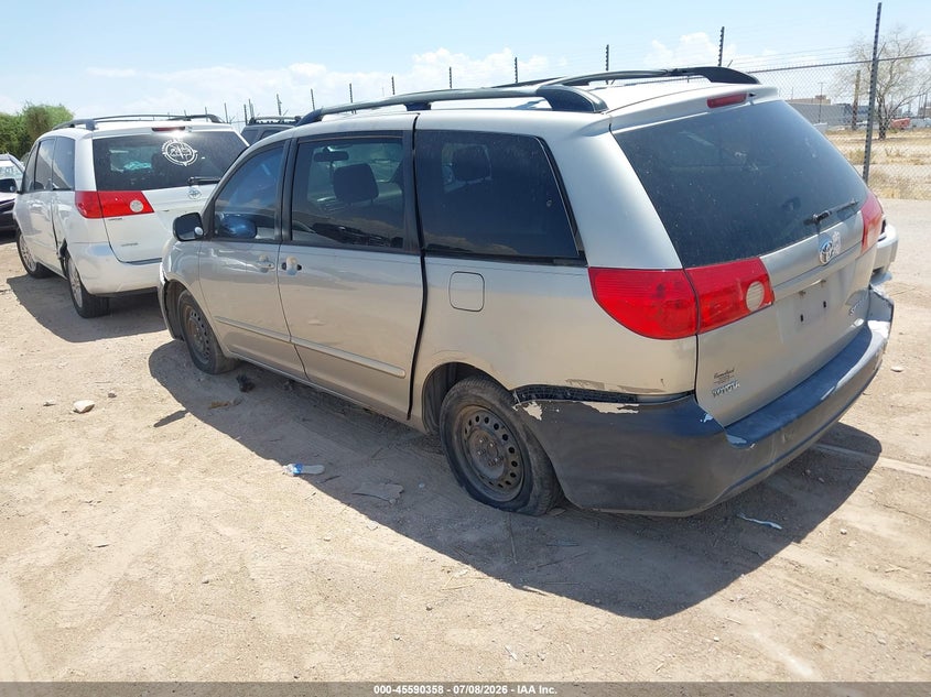 2007 TOYOTA SIENNA auction photo 3