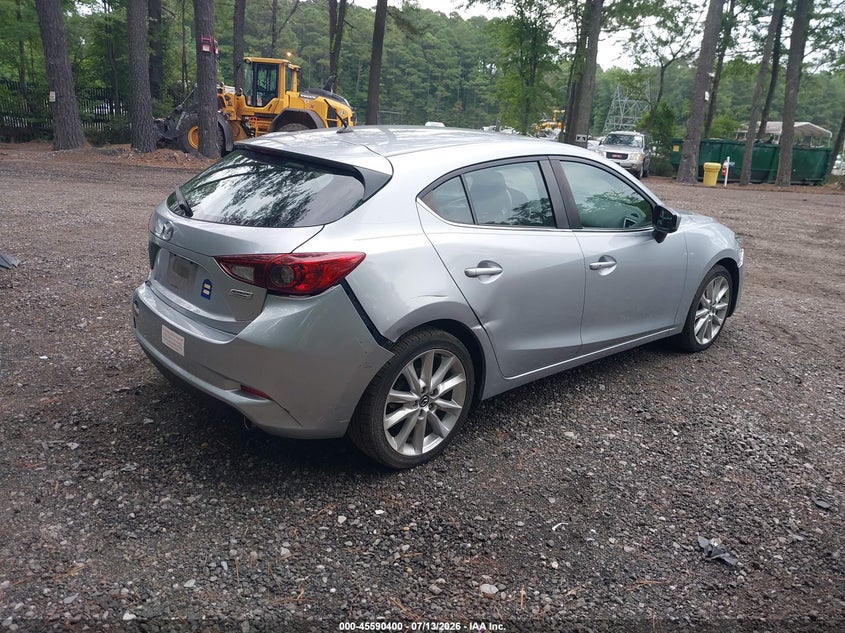 2017 MAZDA MAZDA3 auction photo 4