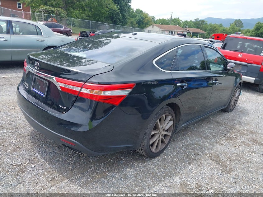 2014 TOYOTA AVALON auction photo 4