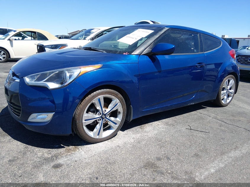 2016 Hyundai Veloster, Normal Wear & Tear, IAAI, VIN KMHTC6AD9GU302684 — photo 2