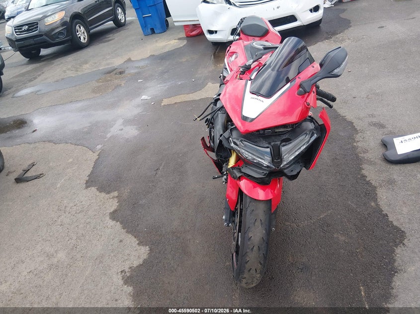 2018 HONDA CBR1000 auction photo 5