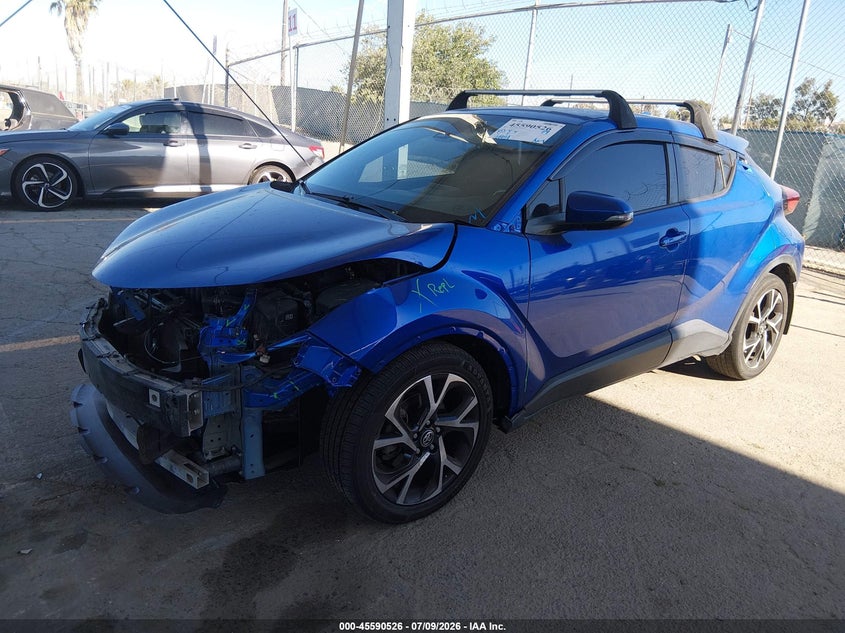 2018 TOYOTA C-HR auction photo 2