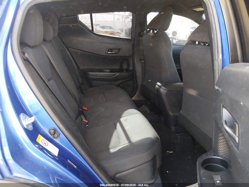 2018 TOYOTA C-HR auction photo 8