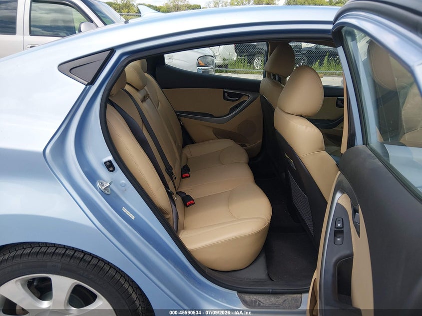 2011 HYUNDAI ELANTRA auction photo 8