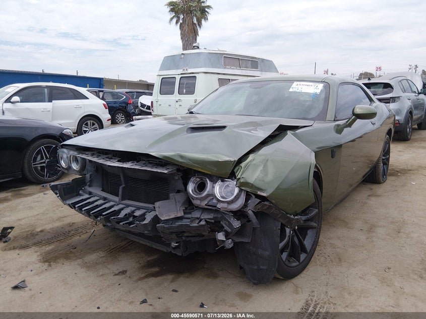 2018 Dodge Challenger Sxt Plus VIN: 2C3CDZAGXJH334670 Lot: 45590571