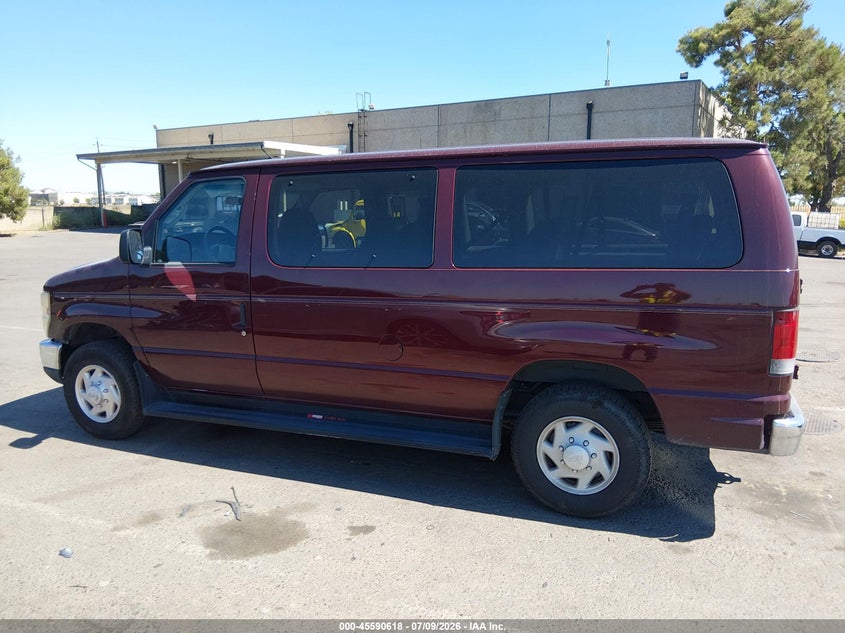 2008 Ford E-350 Super Duty Xl/Xlt VIN: 1FBNE31L38DA74006 Lot: 45590618