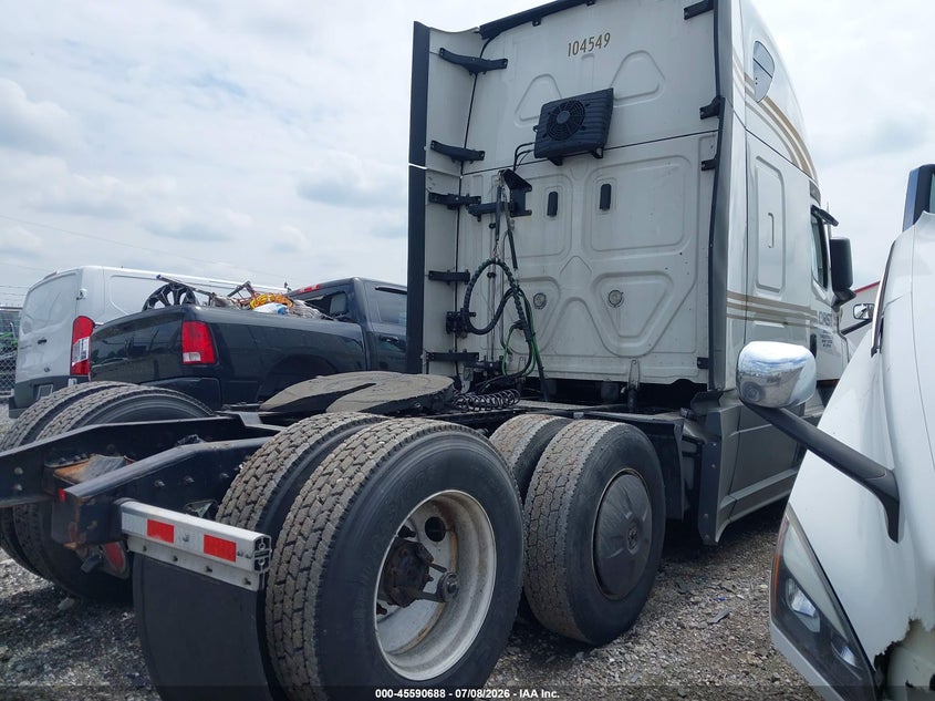 2022 FREIGHTLINER NEW CASCADIA 126 auction photo 4