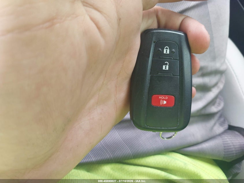TOYOTA PRIUS - zdjęcie 11