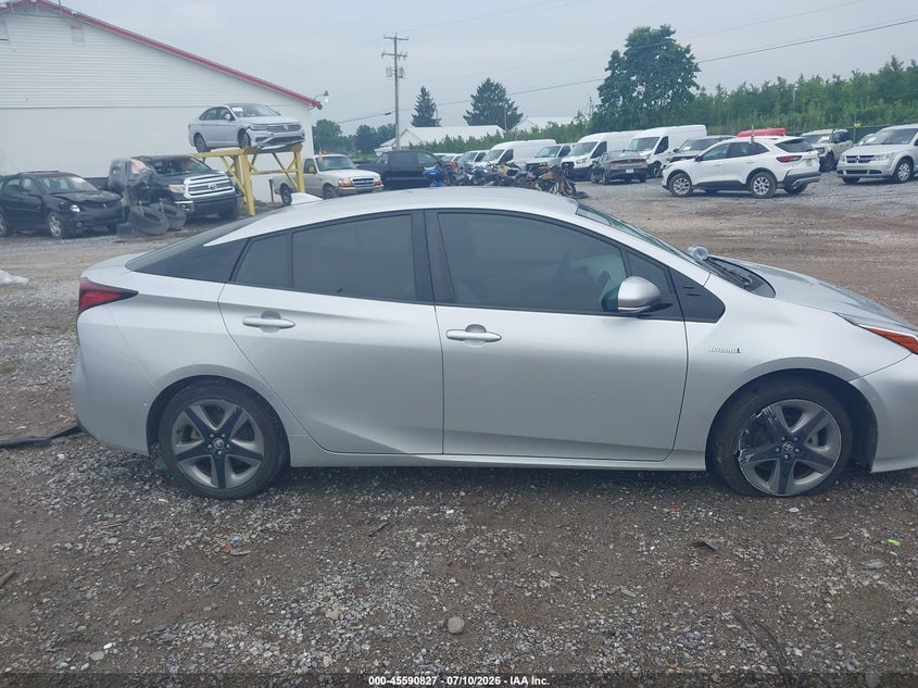 TOYOTA PRIUS - zdjęcie 13