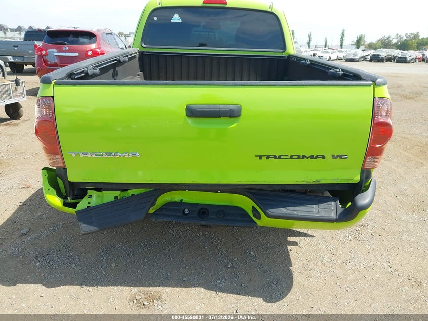 2013 TOYOTA TACOMA auction photo 6