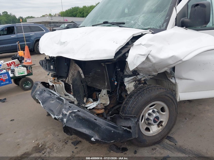 2019 GMC SAVANA 2500 auction photo 6